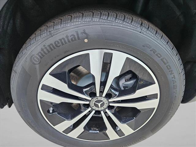 Used 2025 Mercedes-Benz GLB 250 image 8