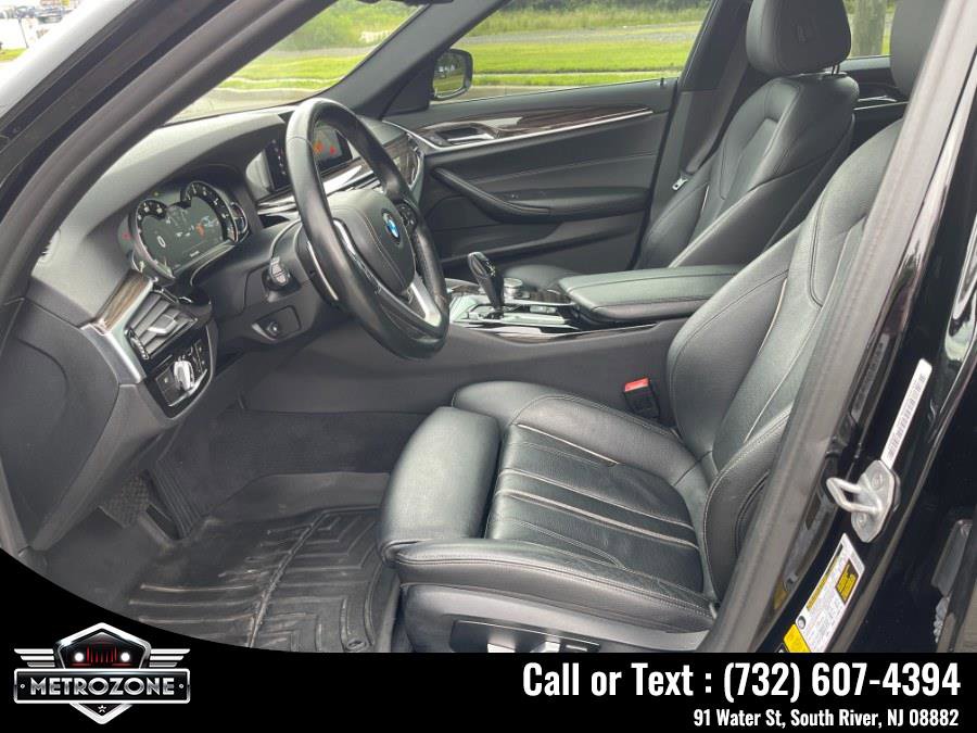 Used 2017 BMW 540i xDrive w/ Driving Assistance Package image 20