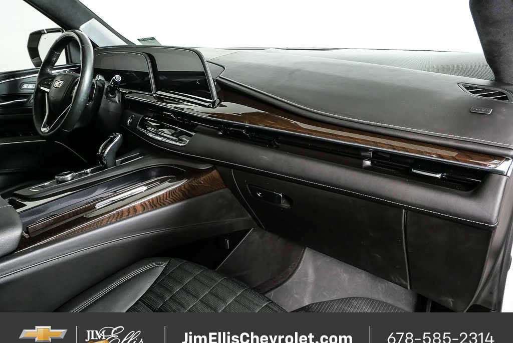 Certified 2023 Cadillac Escalade Sport Platinum w/ LPO, ONYX Package AWD/4WD image 26