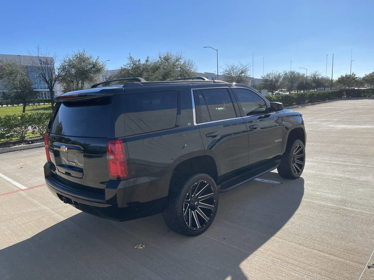 Used 2016 Chevrolet Tahoe LT RWD image 21