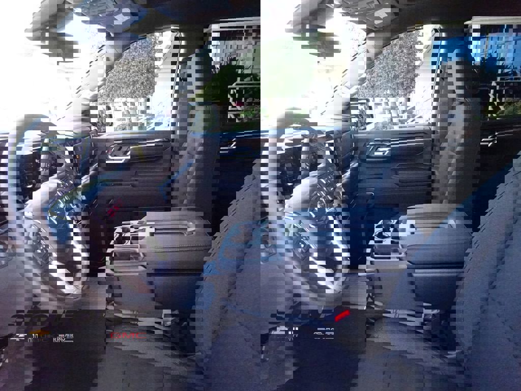 New 2026 GMC Sierra 1500 Elevation image 14