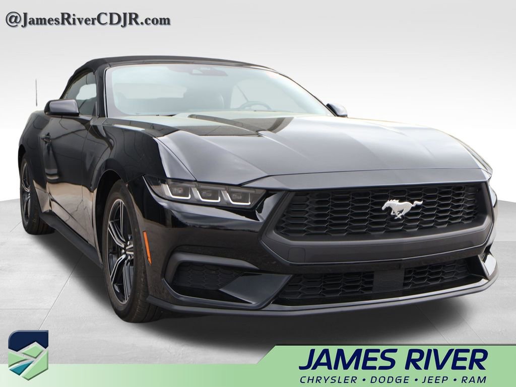Used 2025 Ford Mustang Premium image 6
