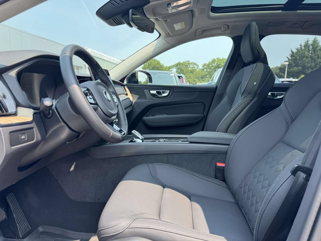 Certified 2026 Volvo XC60 B5 Plus w/ Protection Package Premier AWD/4WD image 13