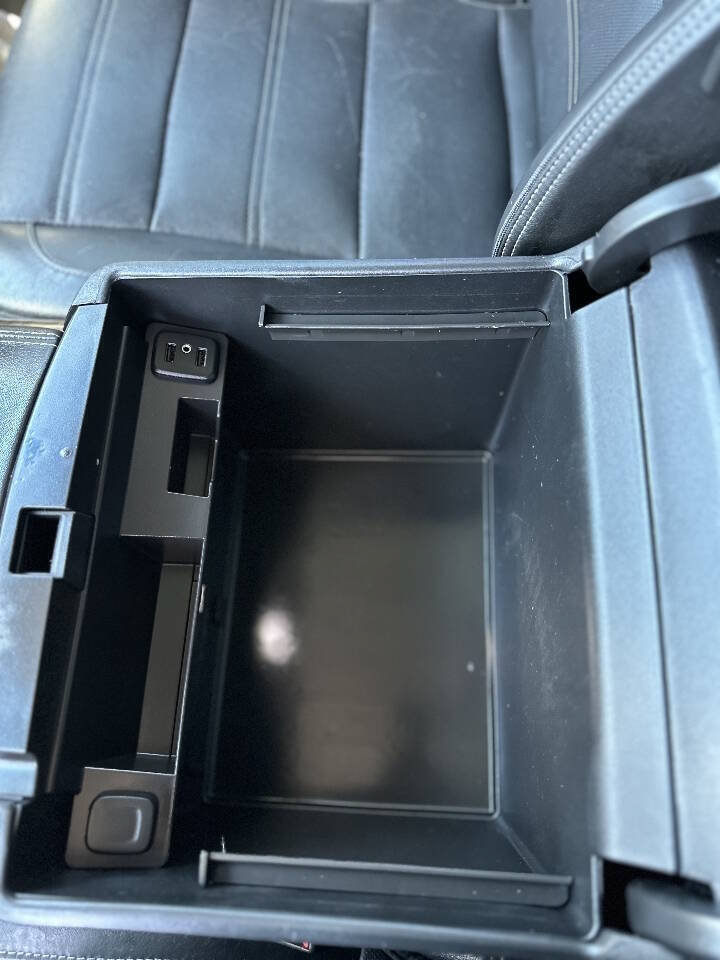 Used 2019 GMC Yukon XL Denali RWD image 23