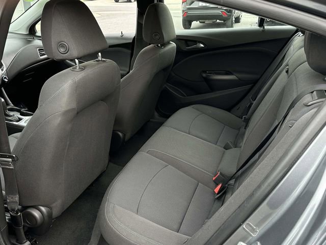 Used 2019 Chevrolet Cruze LT image 19