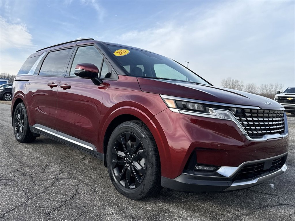 Used 2024 Kia Carnival SX image 2