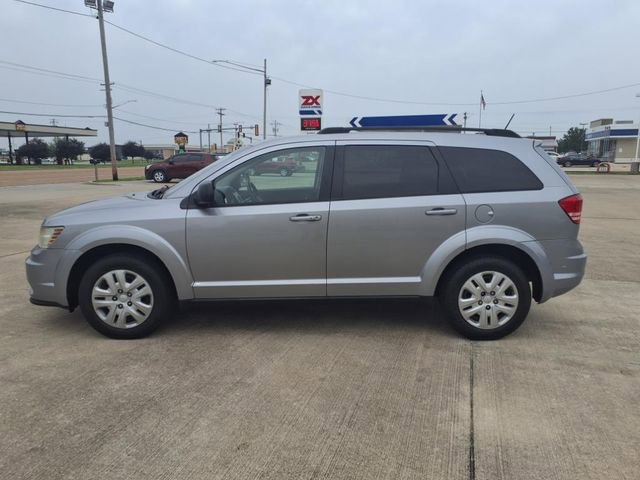 Used 2017 Dodge Journey SE w/ Flexible Seating Group FWD image 2