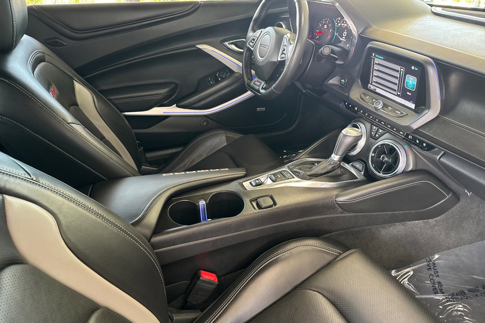 Used 2016 Chevrolet Camaro SS image 15