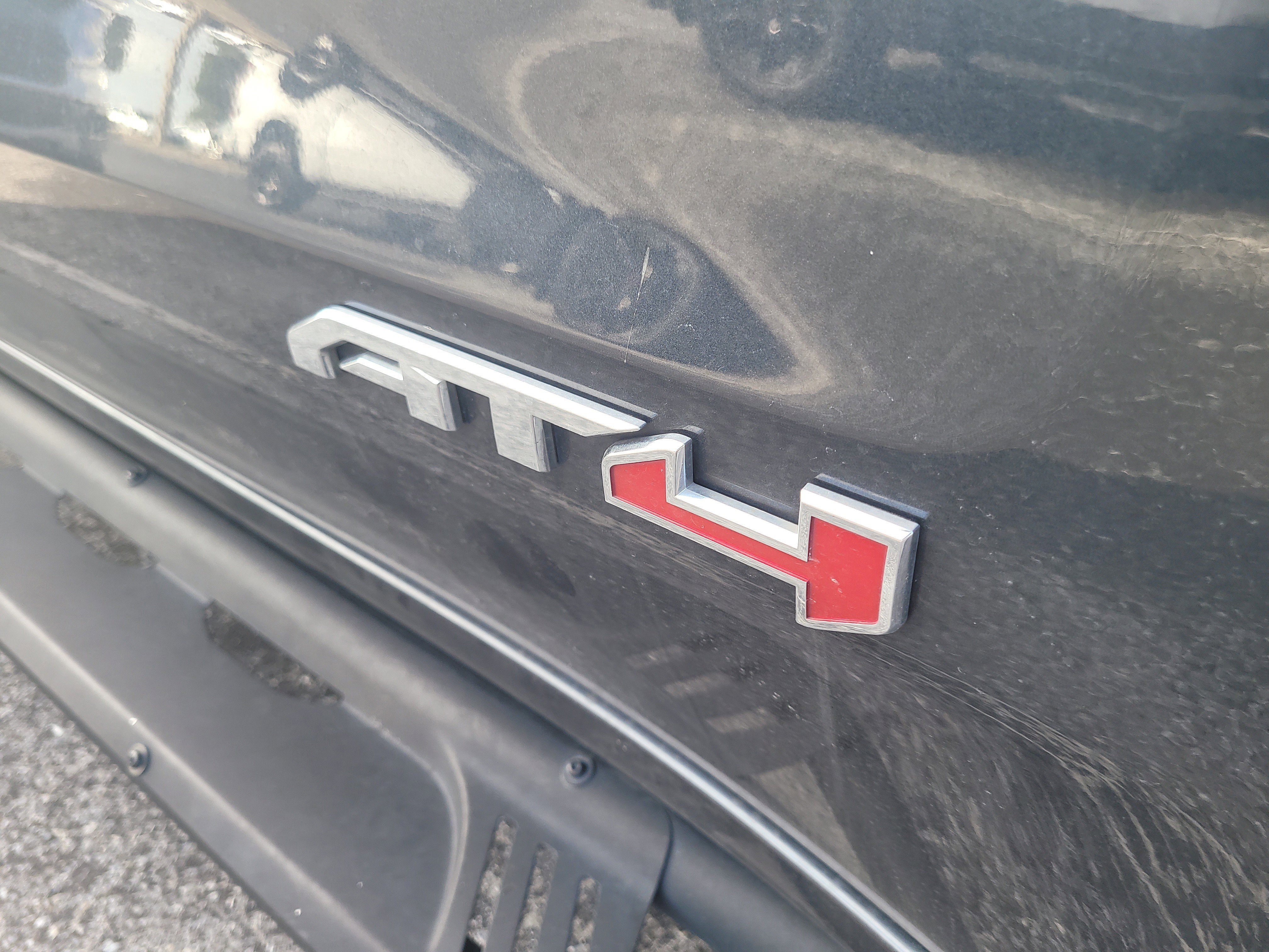 Used 2021 GMC Sierra 1500 AT4 w/ AT4 Preferred Package AWD/4WD image 18