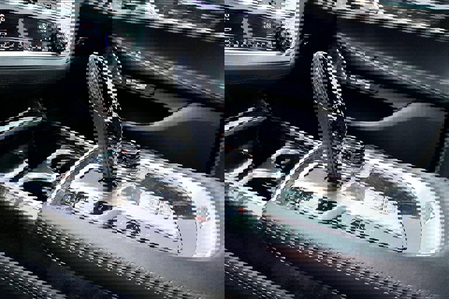 Used 2017 BMW 750i image 17