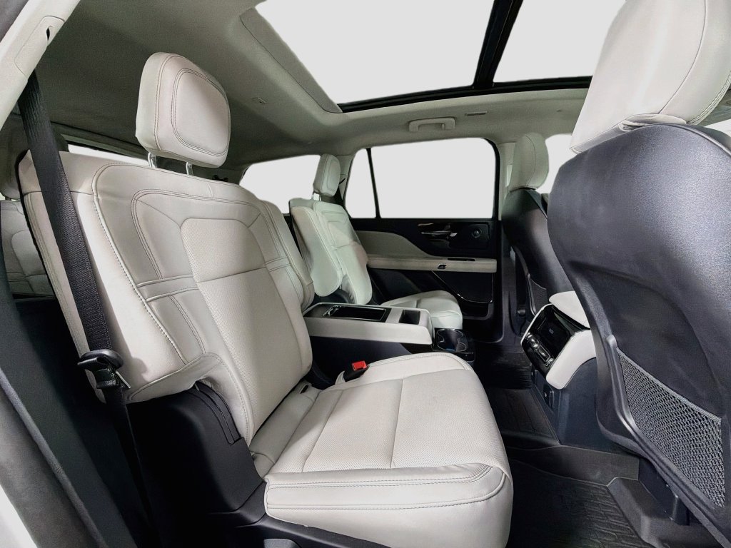 New 2026 Lincoln Aviator Reserve w/ Illumination Package RWD image 30