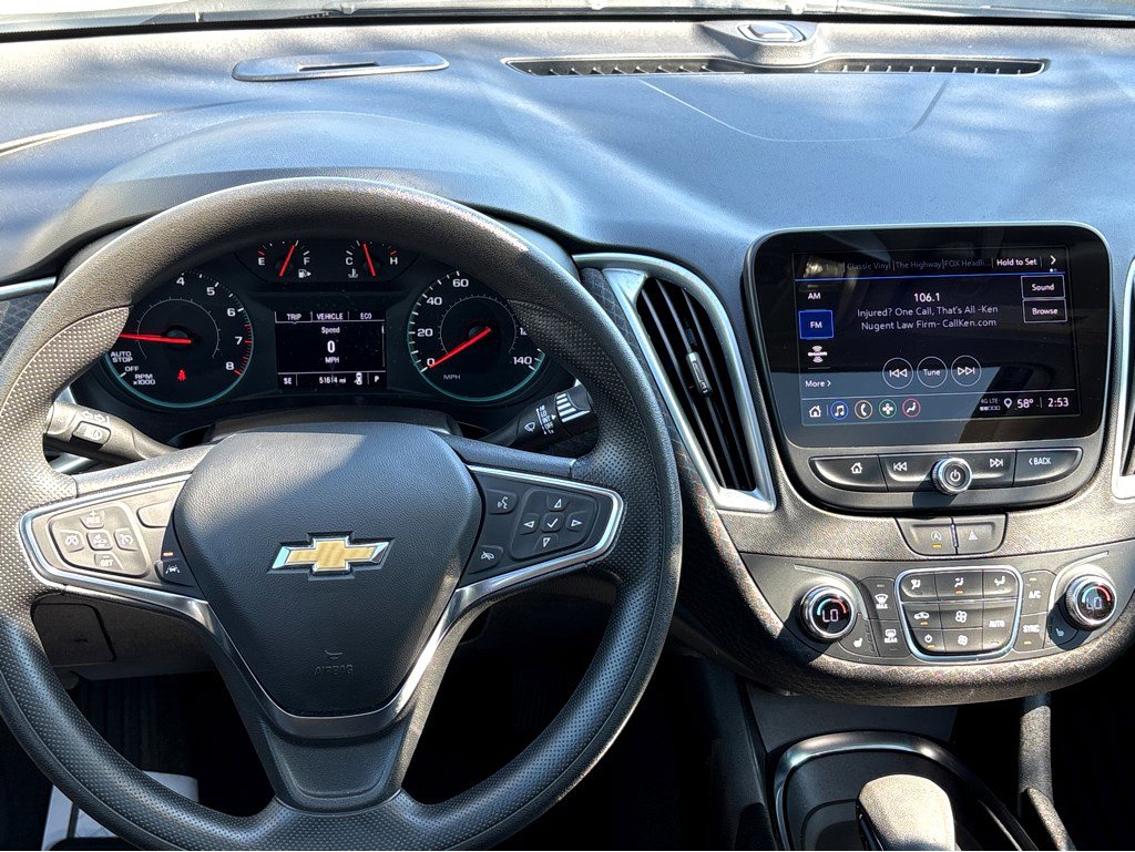 Used 2024 Chevrolet Malibu LT FWD image 4