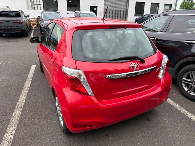 Used 2014 Toyota Yaris L FWD image 9