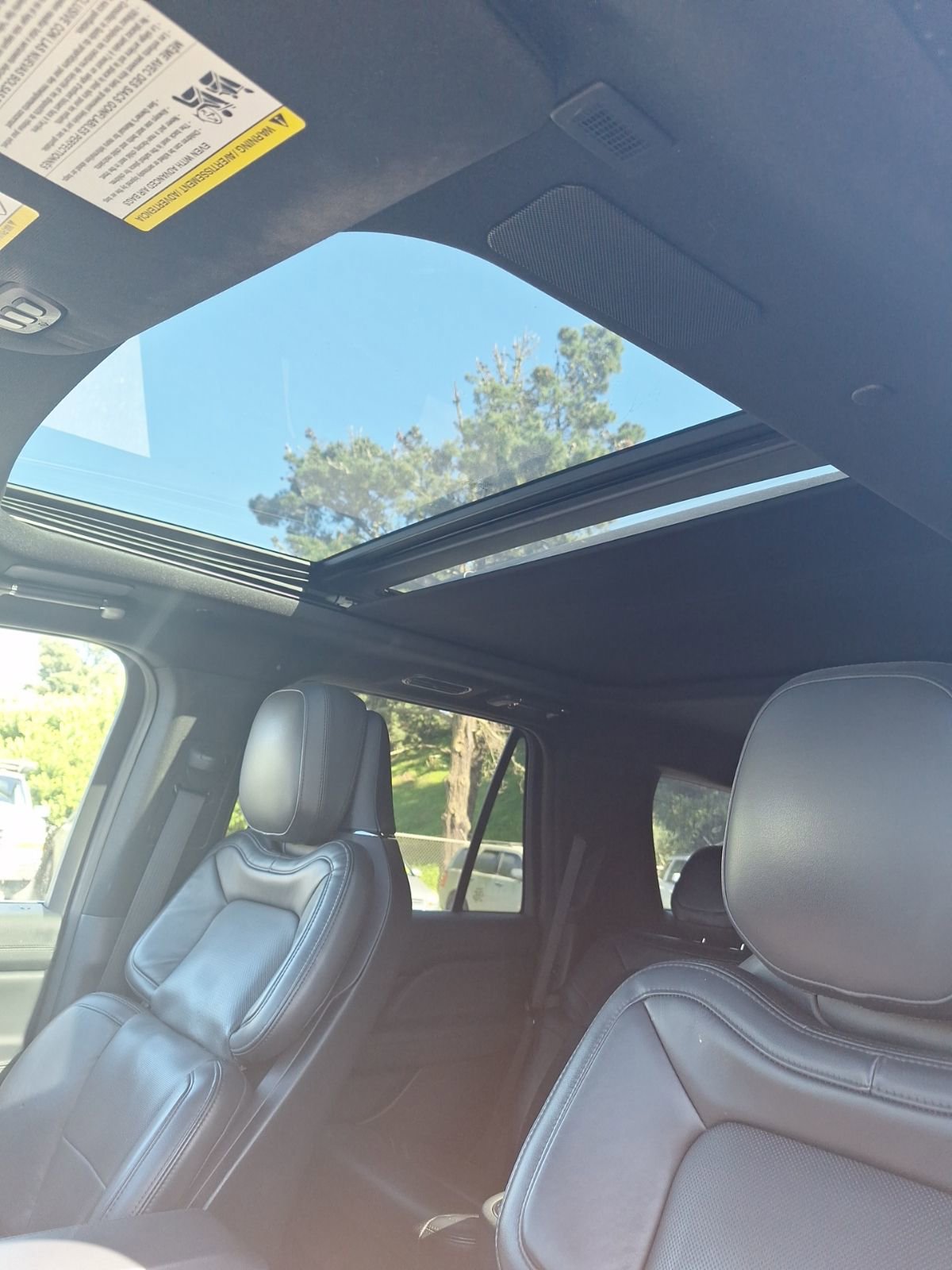 Used 2023 Lincoln Navigator Reserve image 15