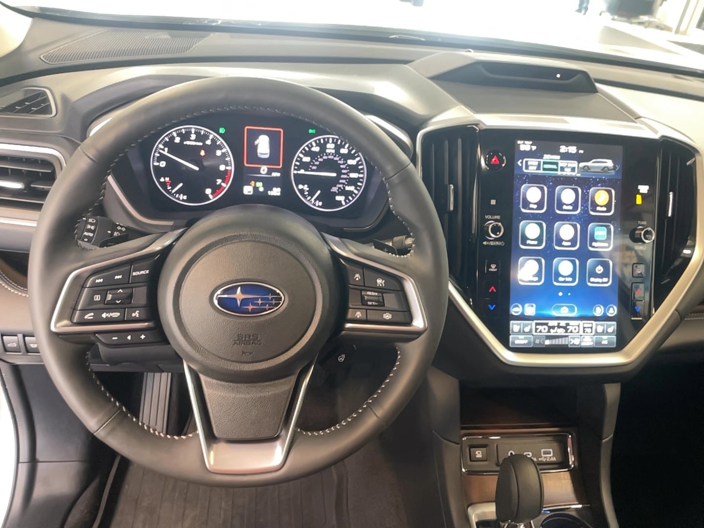 Used 2025 Subaru Ascent Touring image 14