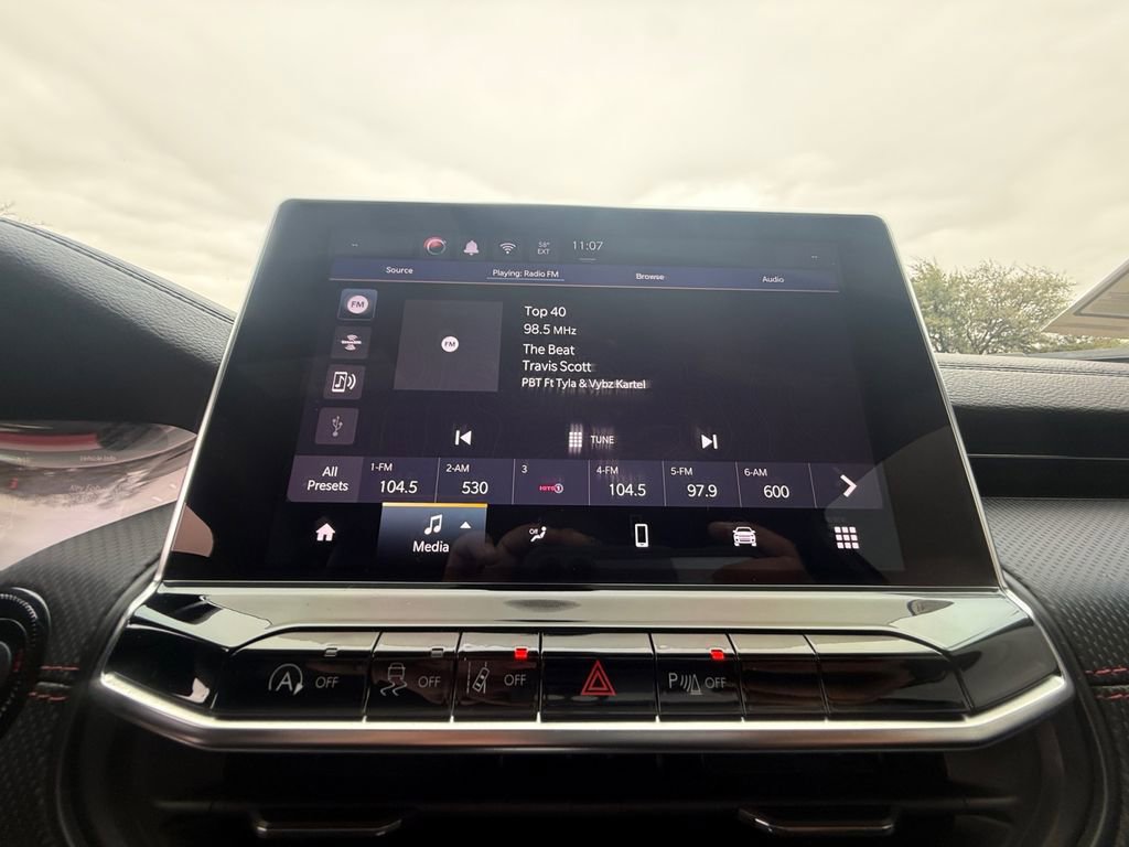 Used 2025 Jeep Compass Trailhawk w/ Trailer Tow Group image 21