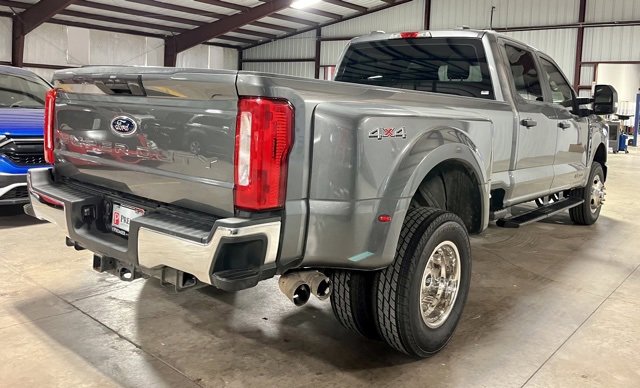Used 2025 Ford F350 XL w/ XL Chrome Package image 3