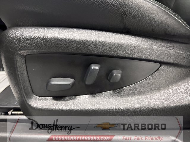 Used 2018 Chevrolet Silverado 1500 LT w/ All Star Edition AWD/4WD image 28