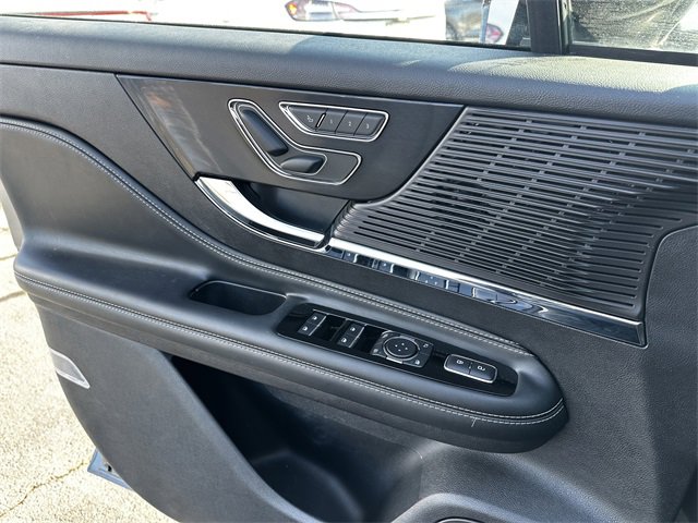 Certified 2022 Lincoln Corsair AWD w/ Equipment Group 101A image 29