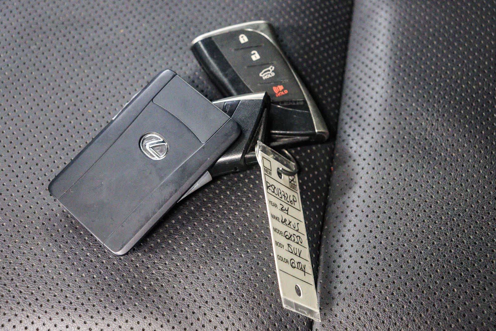Used 2024 Lexus GX 550 AWD/4WD image 23