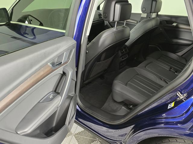 Used 2022 Audi Q5 2.0T Premium Plus w/ Premium Plus Package image 17
