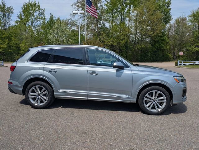 Used 2025 Audi Q7 3.0T Premium Plus image 9