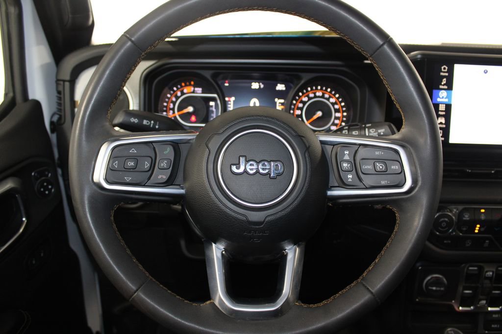 Used 2024 Jeep Wrangler Sahara image 36