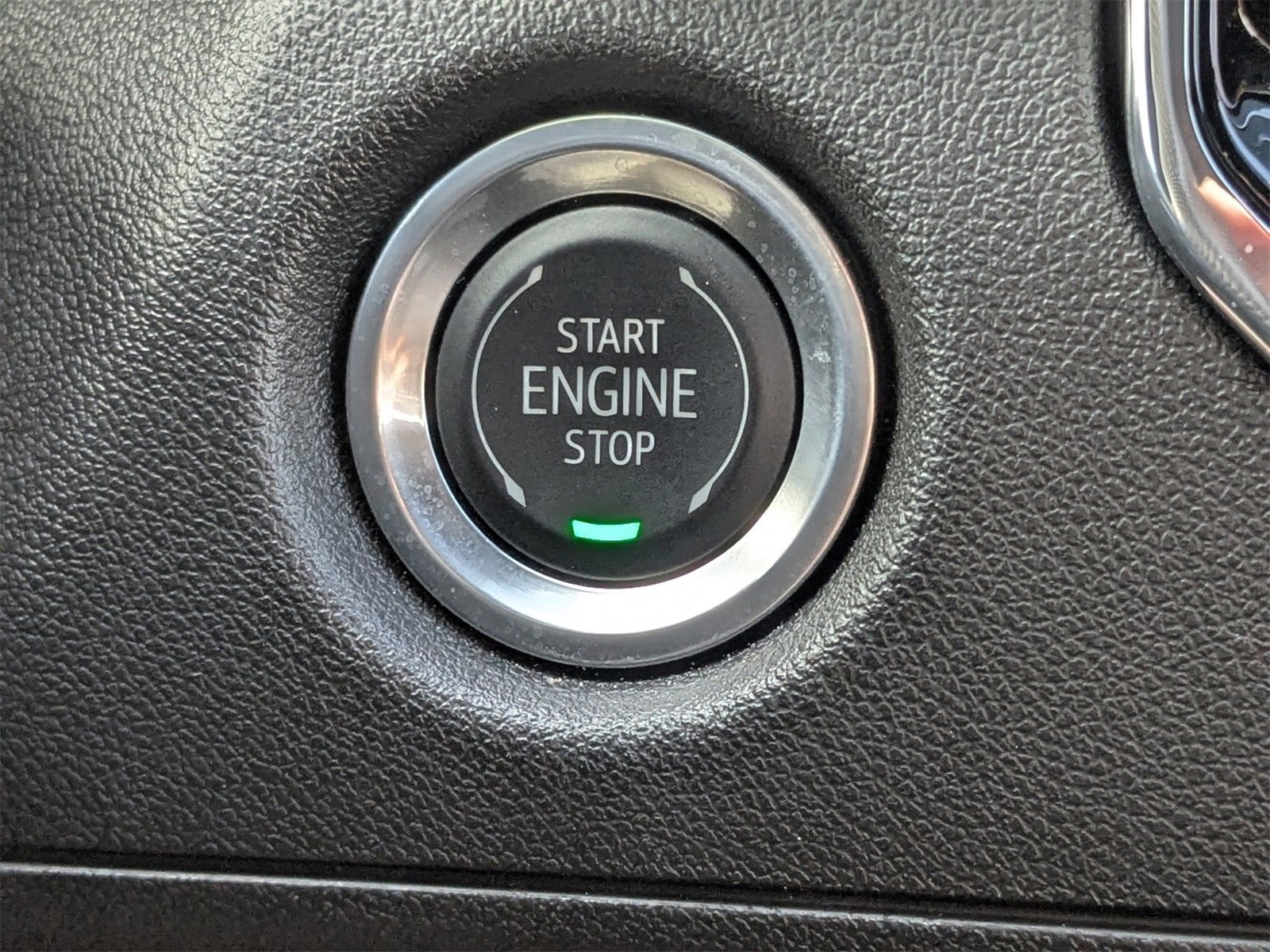 Used 2024 Chevrolet Colorado Trail Boss image 31