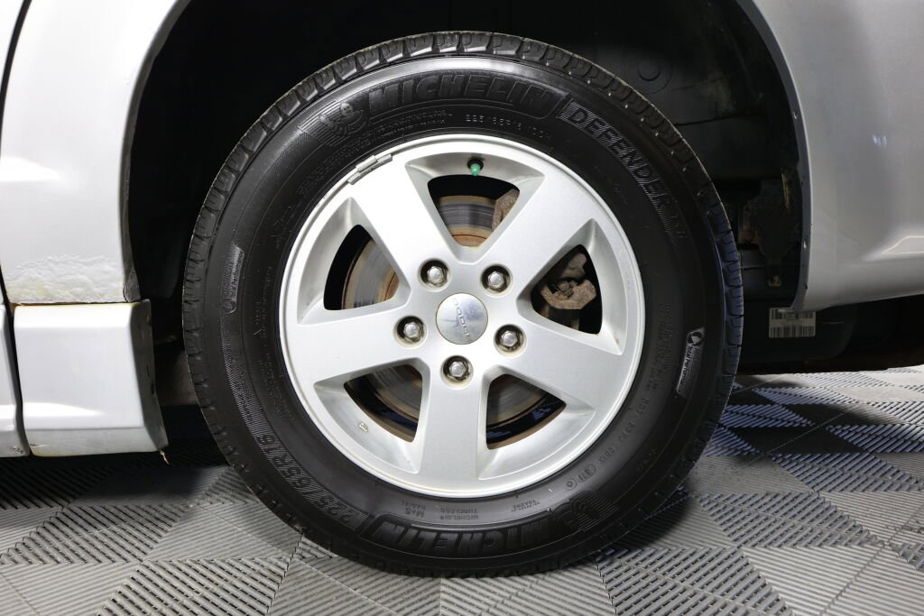 Used 2012 Dodge Grand Caravan SXT image 8