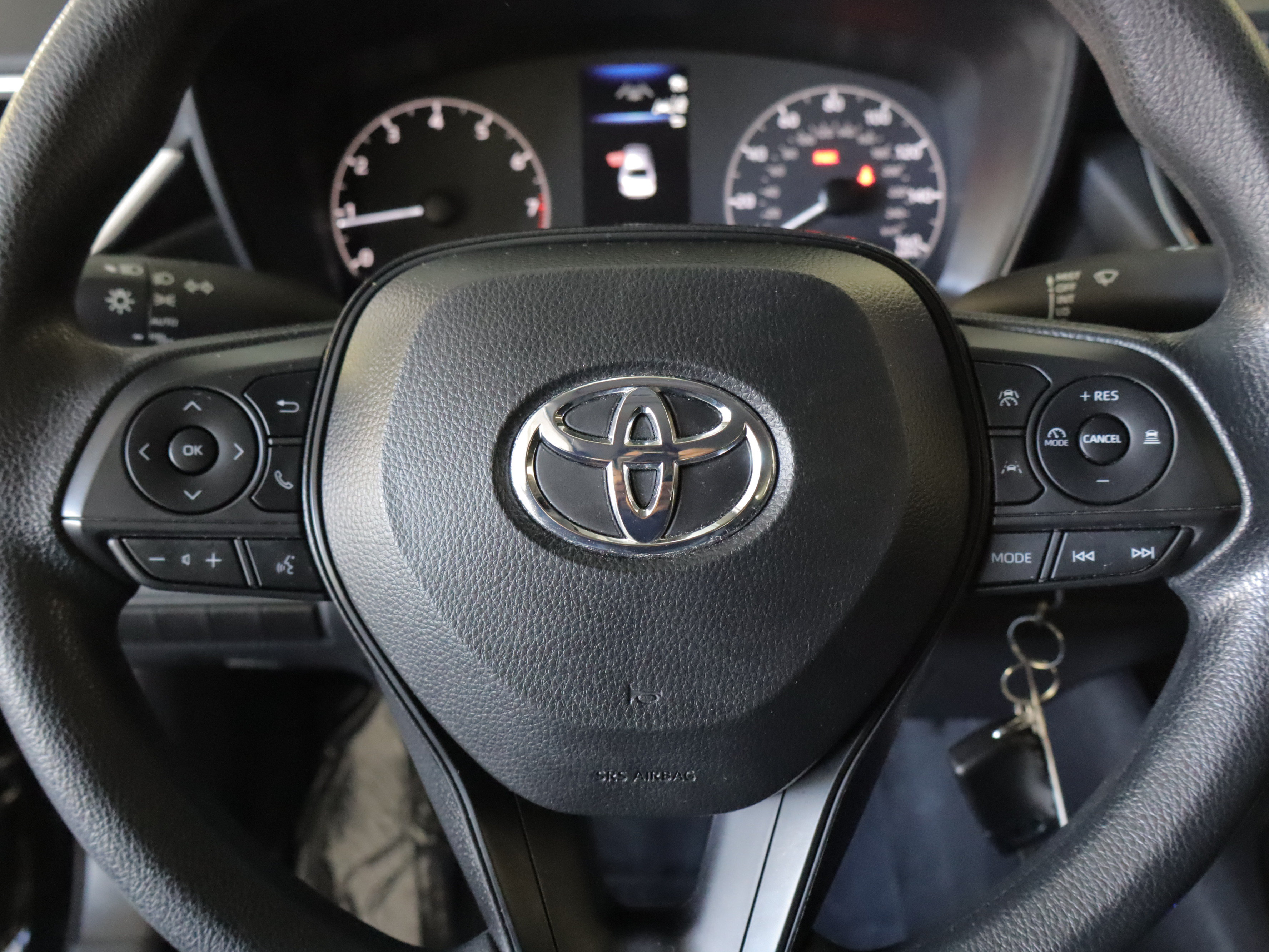 Used 2024 Toyota Corolla LE FWD image 12
