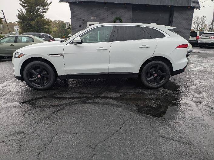 Used 2019 Jaguar F-PACE Premium AWD/4WD image 2