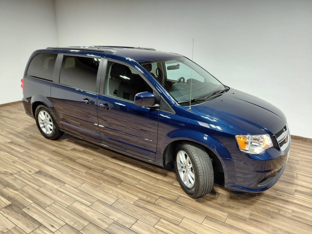 Used 2015 Dodge Grand Caravan SXT FWD image 14