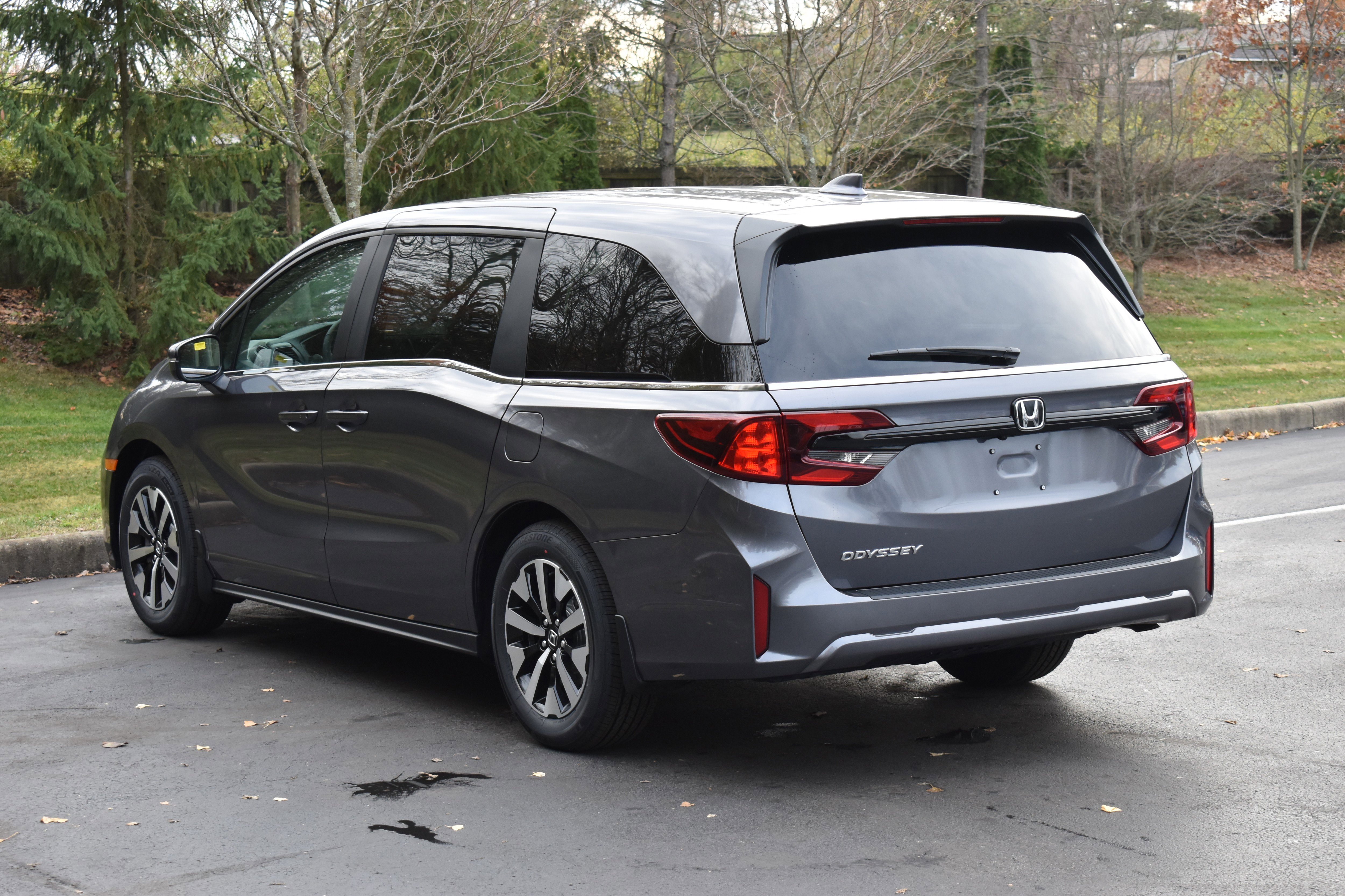 New 2026 Honda Odyssey EX-L image 2