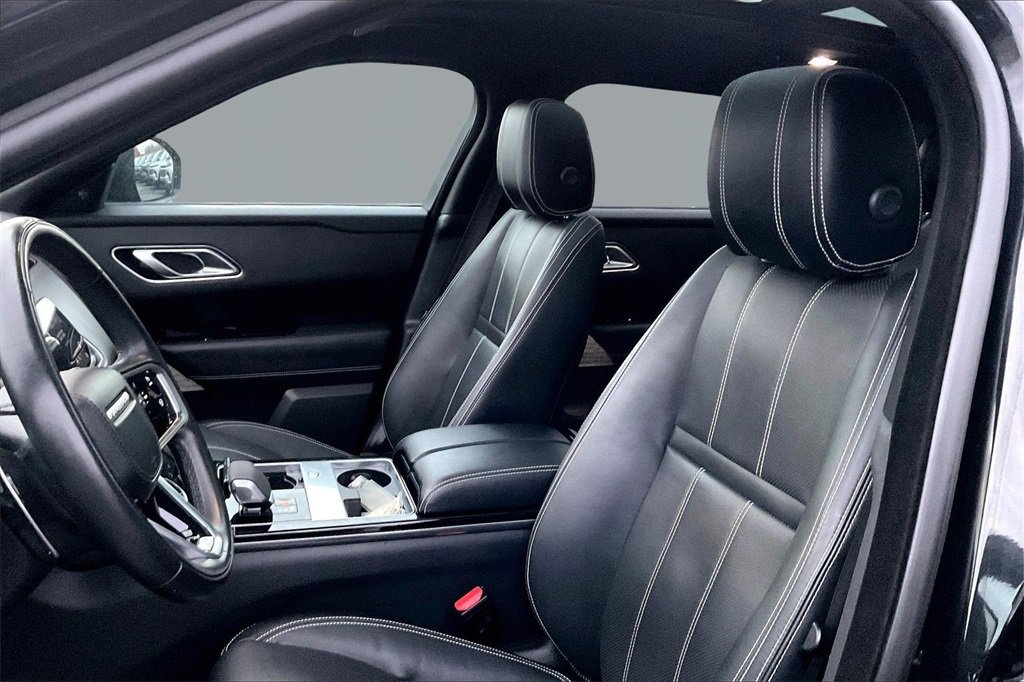 Used 2021 Land Rover Range Rover Velar R-Dynamic S image 23