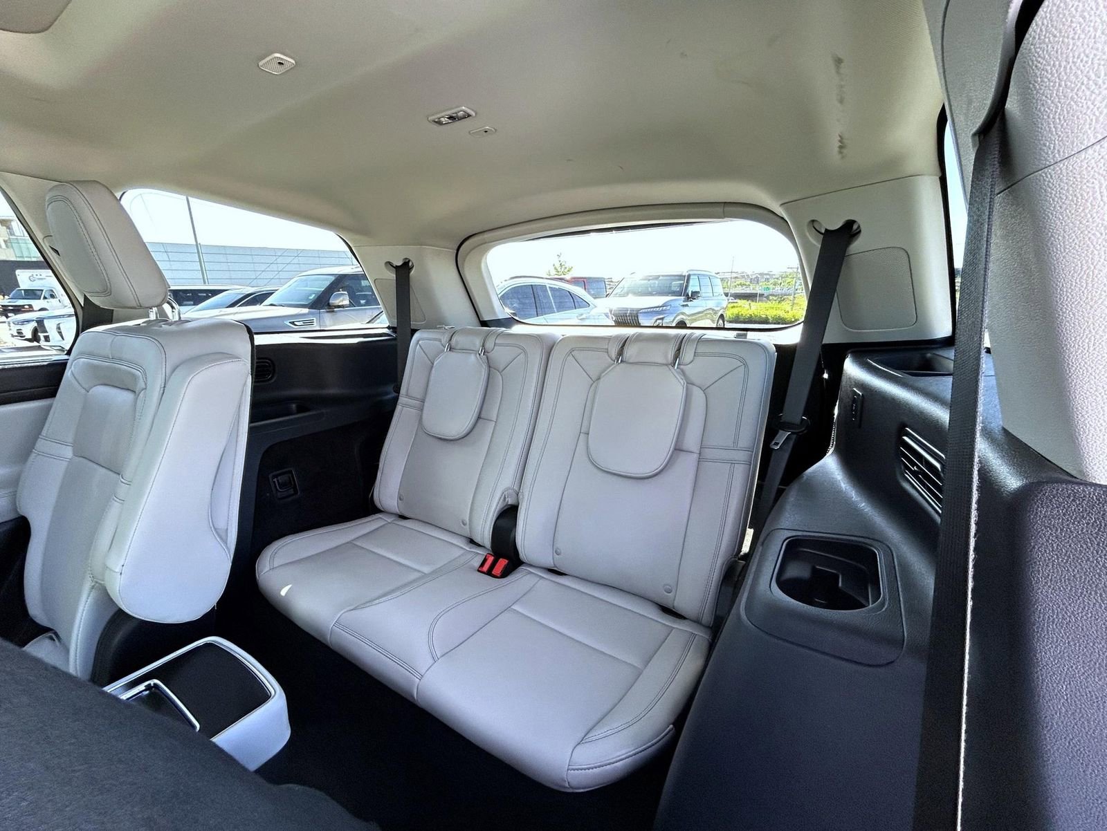 Used 2025 Lincoln Aviator Reserve w/ Equipment Group 201A AWD/4WD image 20