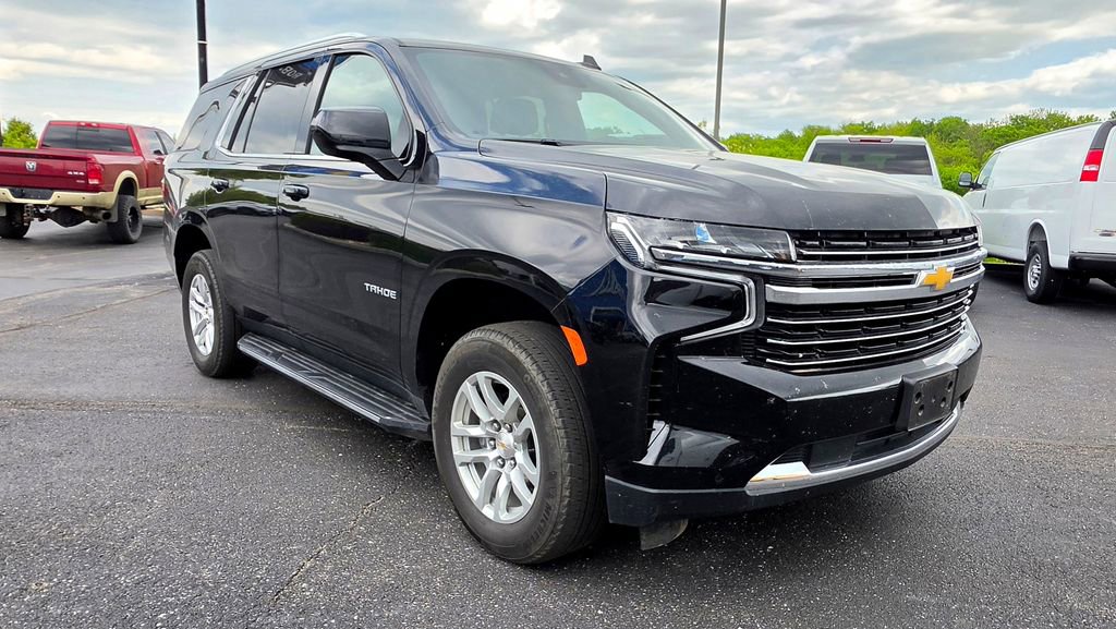 Used 2024 Chevrolet Tahoe LT AWD/4WD image 16