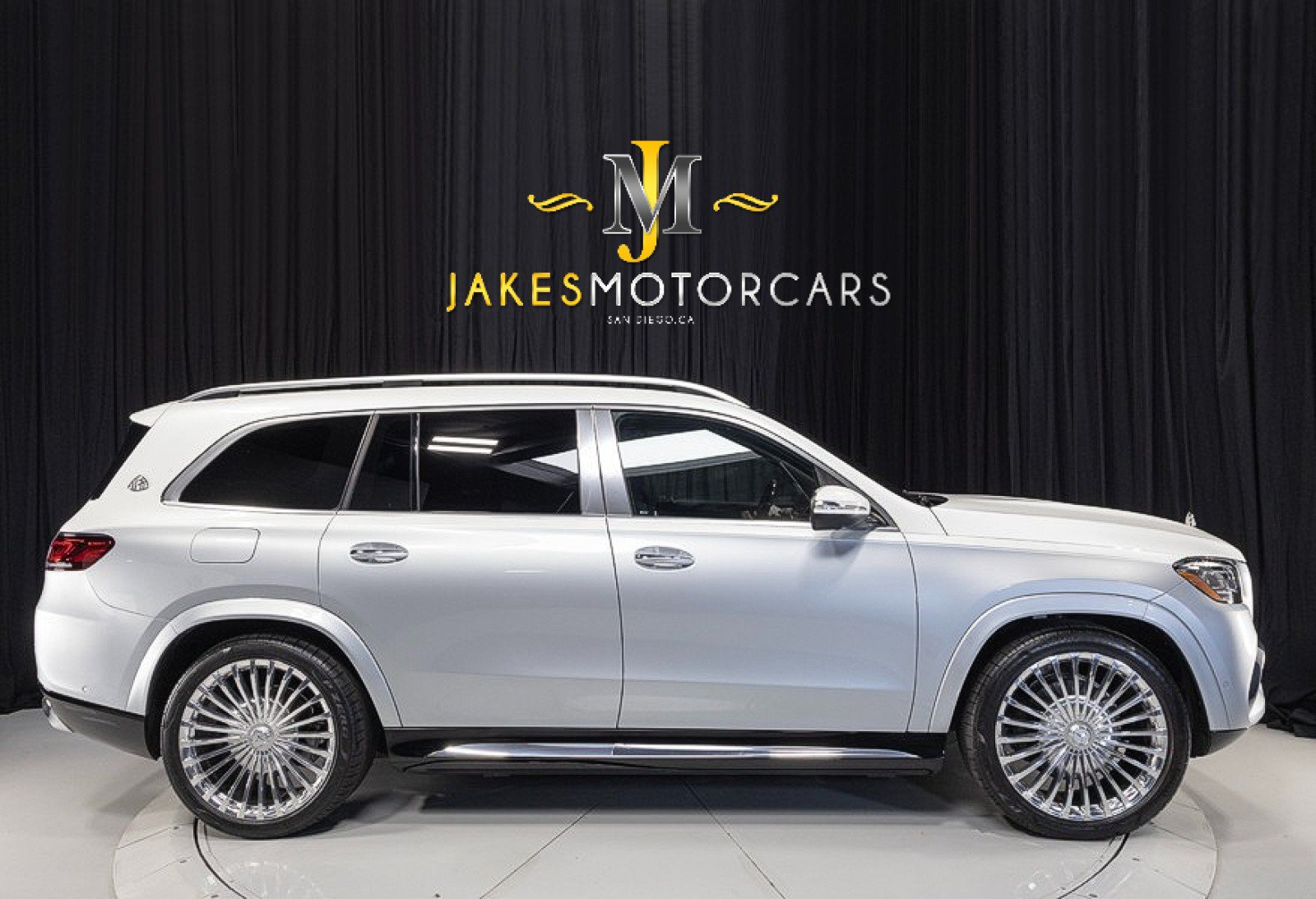 Used 2023 Mercedes-Benz Maybach GLS 600 4MATIC image 18