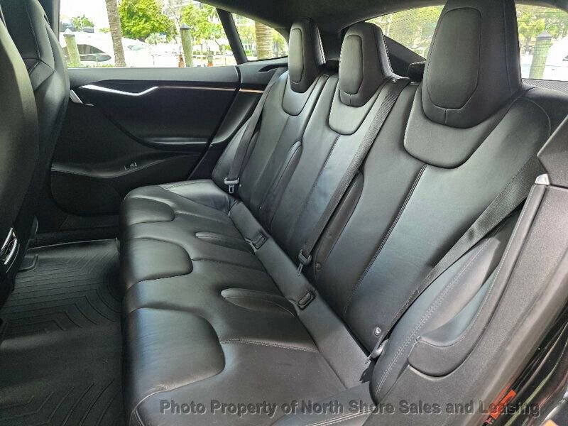 Used 2015 Tesla Model S P90D image 37