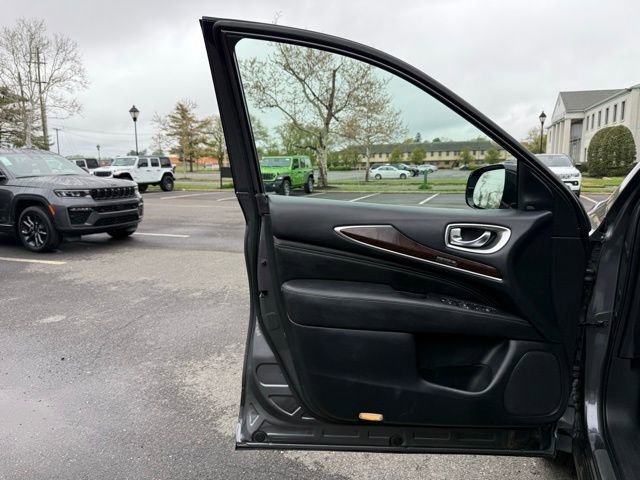 Used 2019 INFINITI QX60 Luxe w/ Sensory Package AWD/4WD image 25