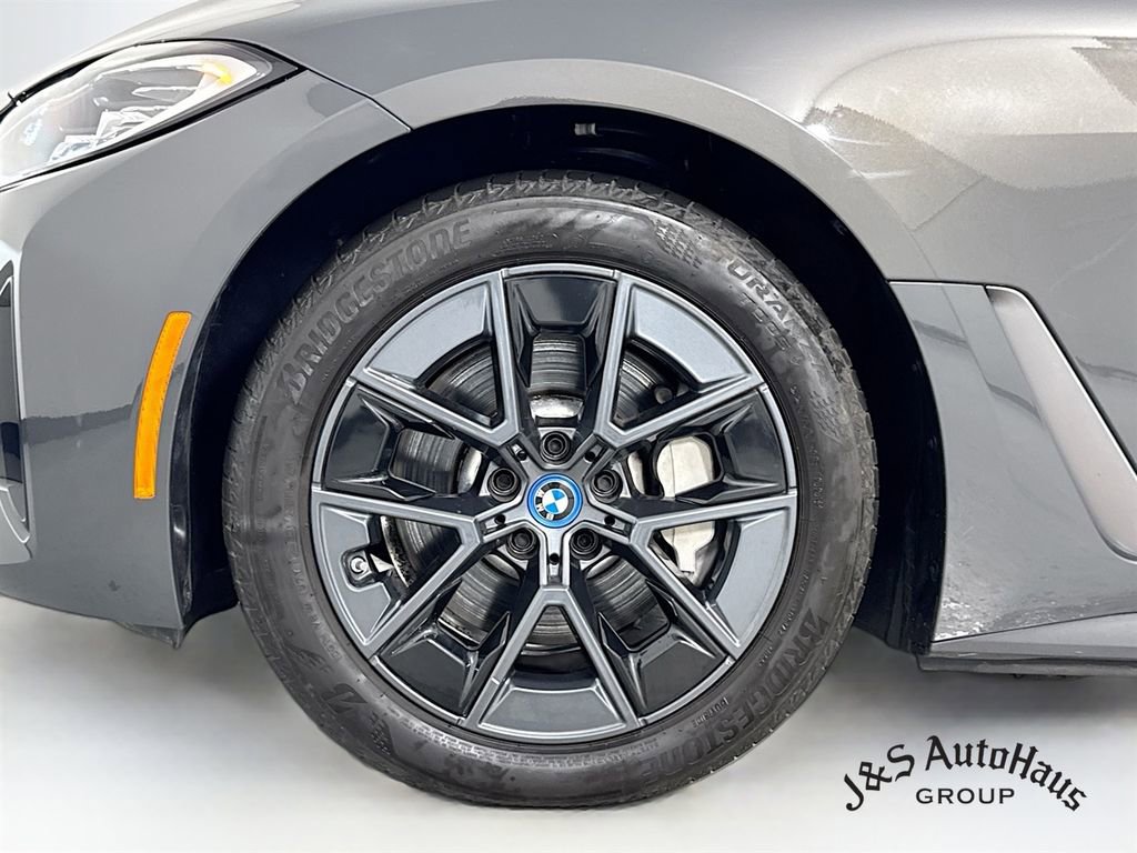 Used 2024 BMW i4 eDrive35 w/ Premium Package image 38