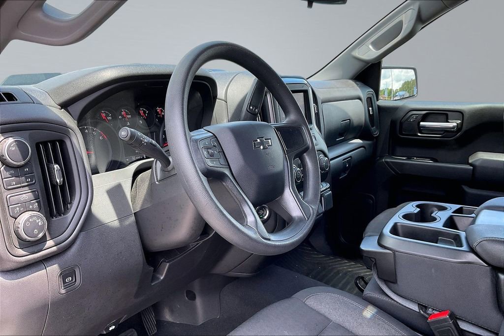 Used 2025 Chevrolet Silverado 1500 Custom Trail Boss w/ LPO, Dark Essentials Package AWD/4WD image 14