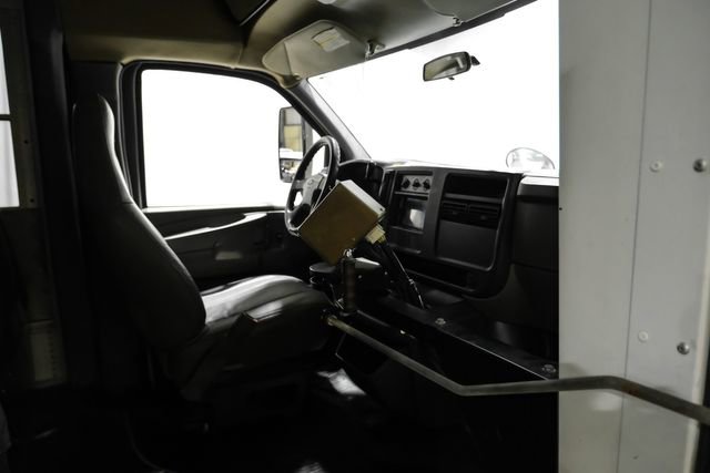 Used 2007 Chevrolet Express 3500 w/ School Bus Package RWD image 15
