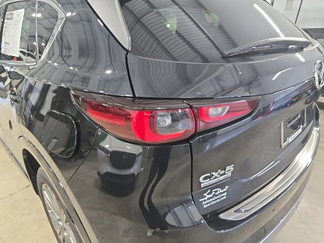 Used 2025 MAZDA CX-5 Signature image 24