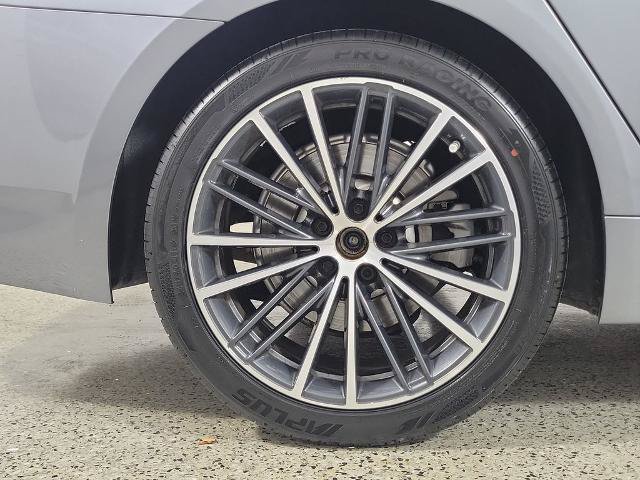 Used 2021 BMW 530i w/ Premium Package RWD image 5