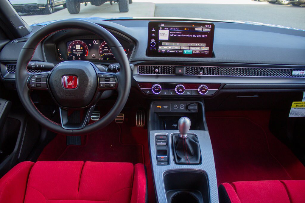 Used 2025 Honda Civic Type R image 13