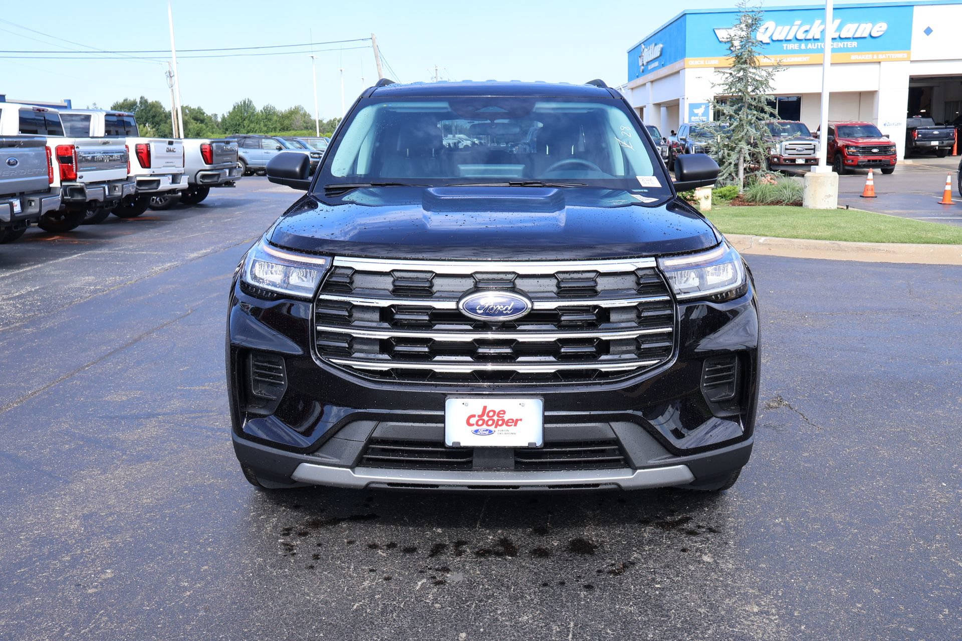 New 2026 Ford Explorer Active RWD image 10