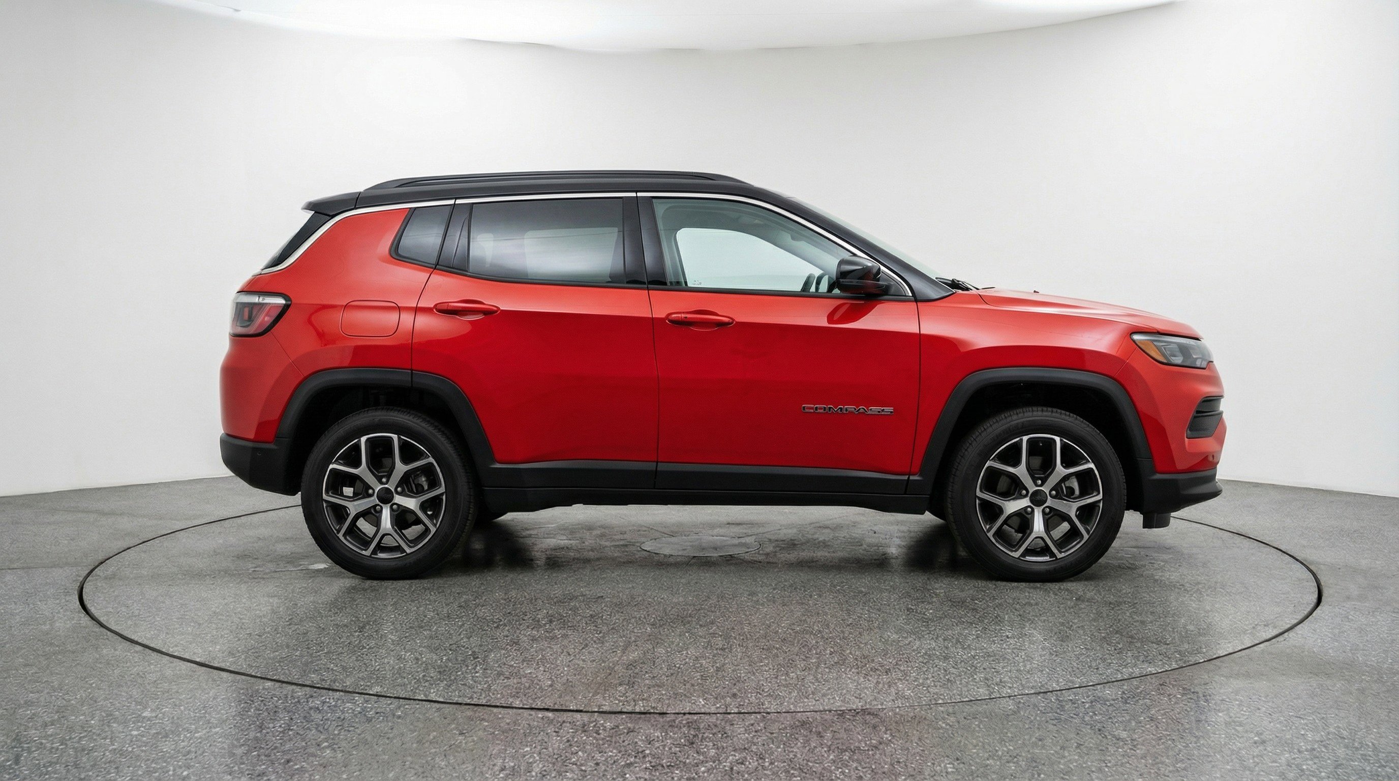 Used 2025 Jeep Compass Limited image 11