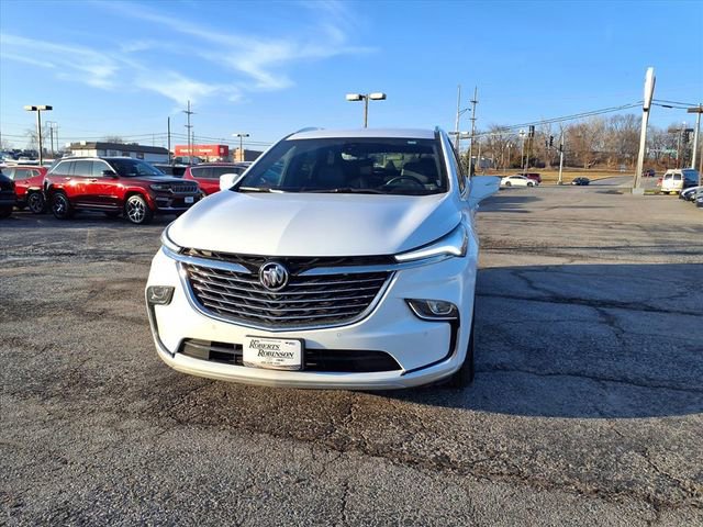 Used 2024 Buick Enclave Premium image 39