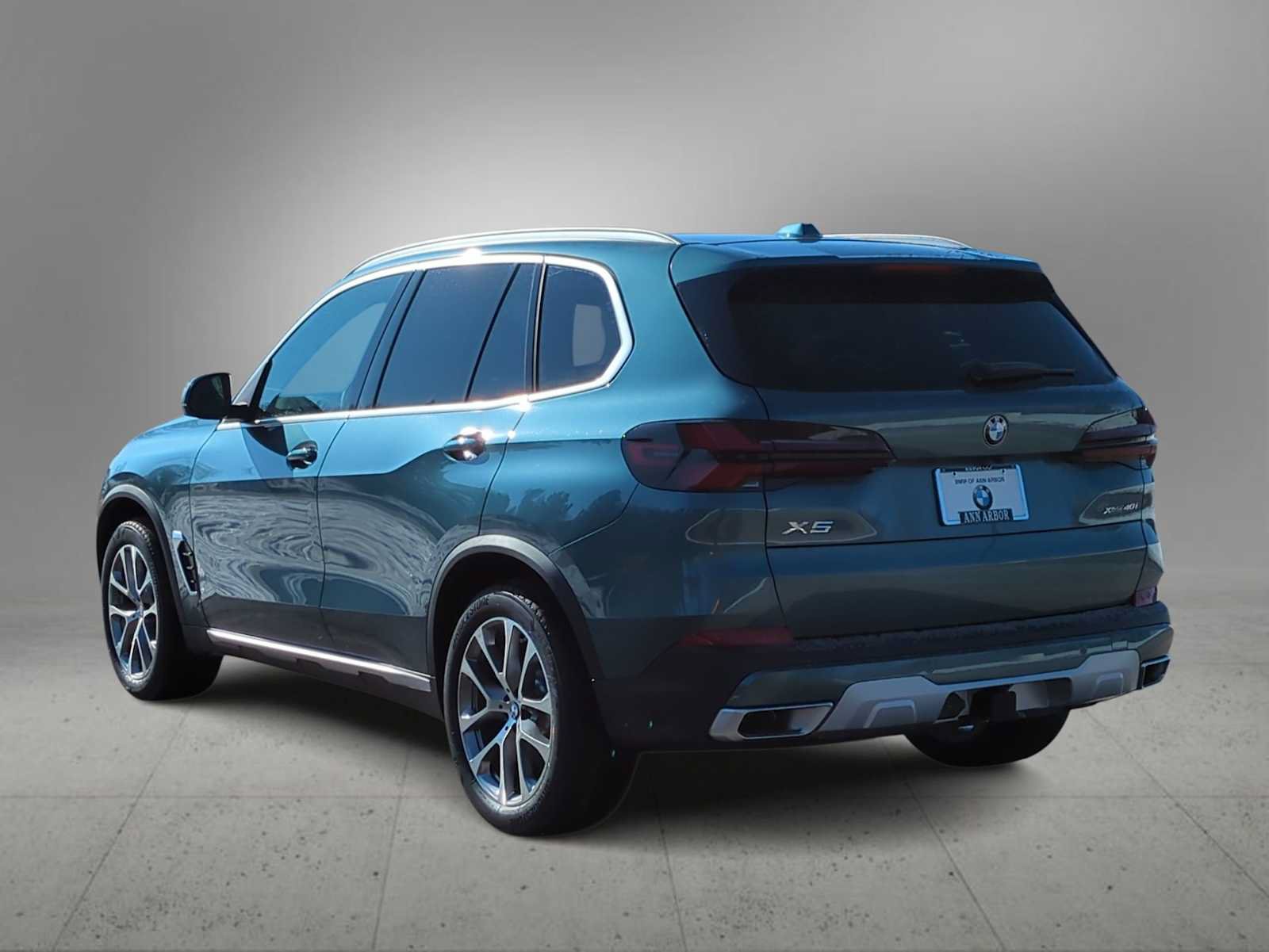 Used 2026 BMW X5 xDrive40i AWD/4WD image 6