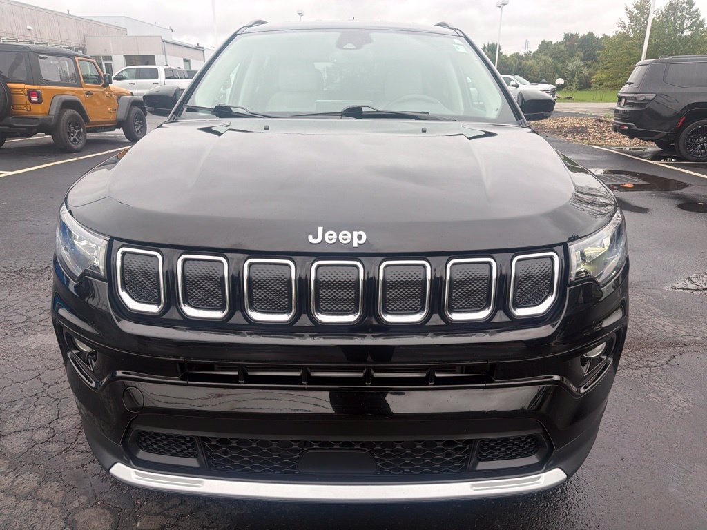 Used 2022 Jeep Compass Limited AWD/4WD image 3
